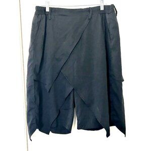 Asymmetrical Black Elastic Waist Shorts By IncERUN XXXL